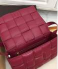 Сумка Bottega Veneta Padded Cassette Bag Cherry